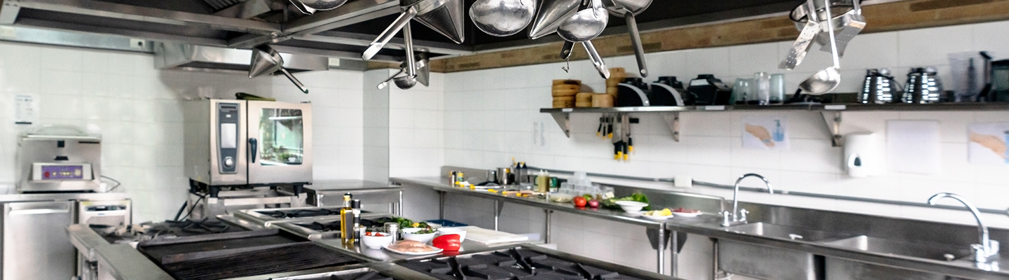 ガス式厨房で新たに加熱調理器を追加する場合のキービジュアル画像